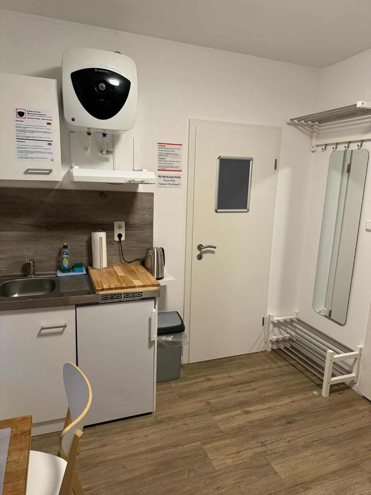 Room Pauli Хамбург Екстериор снимка