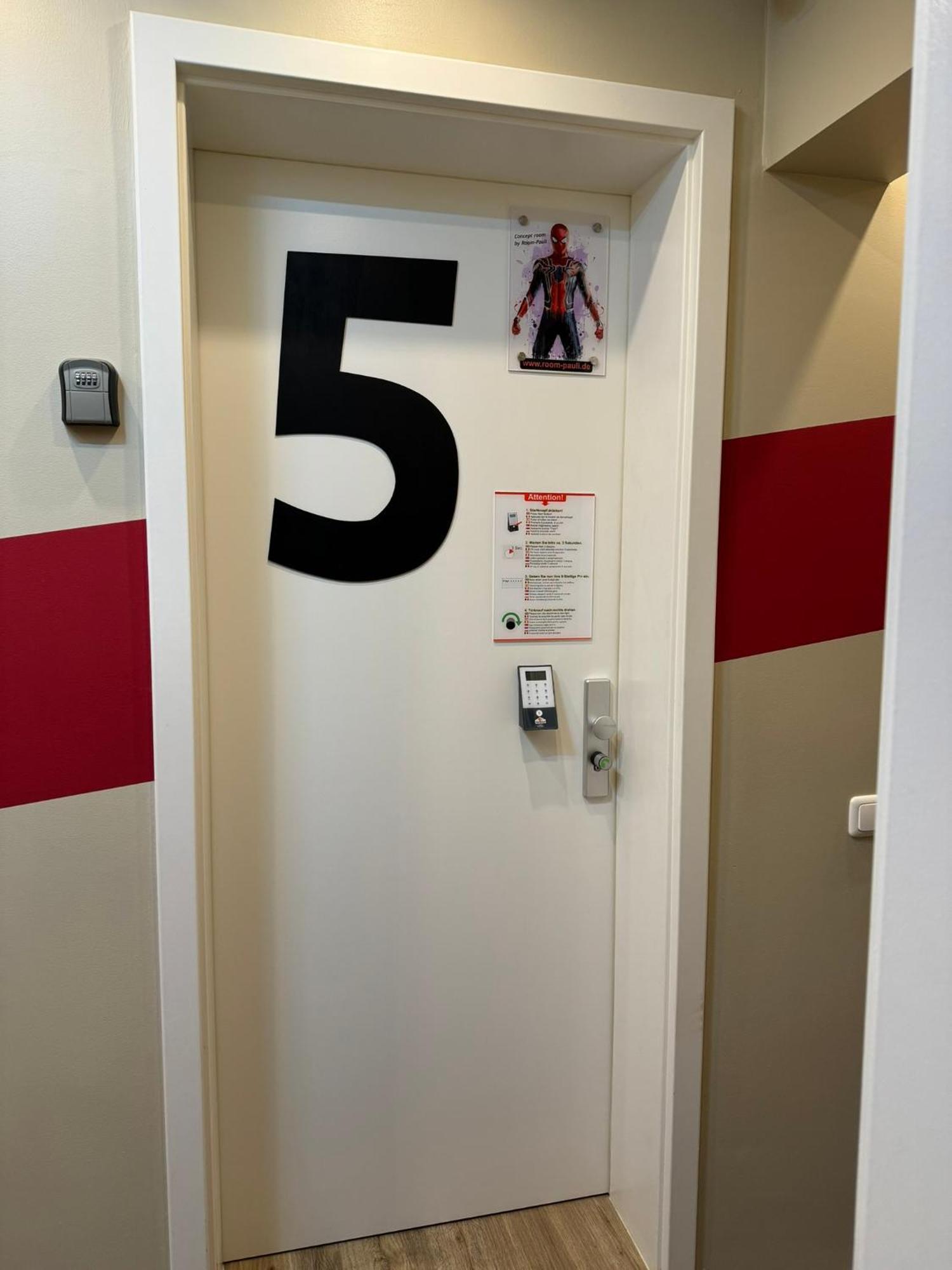 Room Pauli Хамбург Екстериор снимка